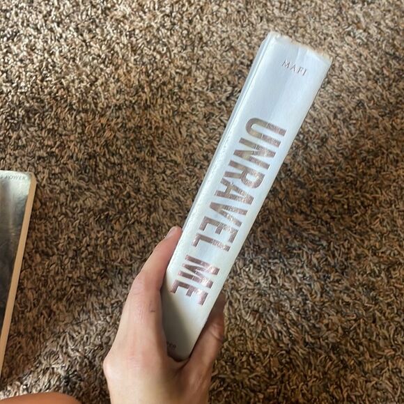 Shatter me Series books 1-6 by Tahereh Mafi - Picture 7 of 7